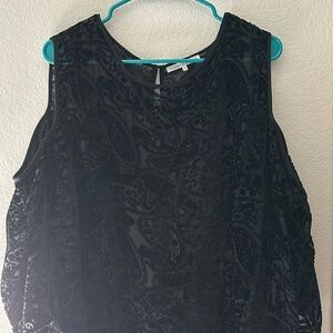 1X Cold Shoulder Velvet Top